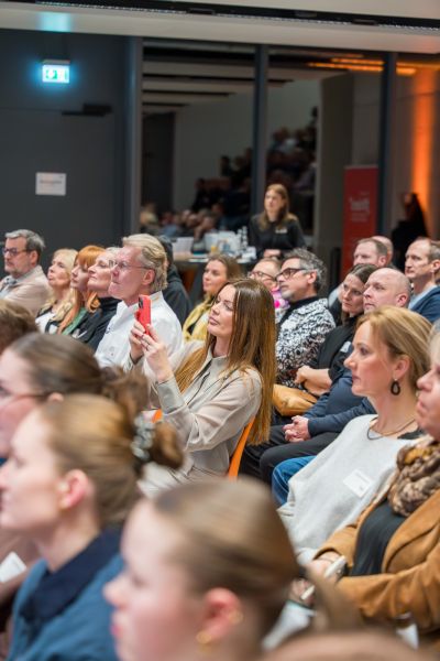 Innovatives Ambiente, gepaart mit interessanten Gästen ergibt eine exklusive Veranstaltung