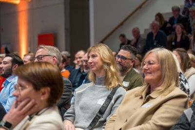 Prof. Dr. Volker Busch gibt wertvolle Impulse zum Thema Mut und Zuversicht