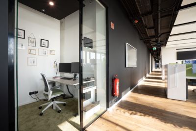 Ein Arbeitsort für Telefonate und fokussierte Arbeit