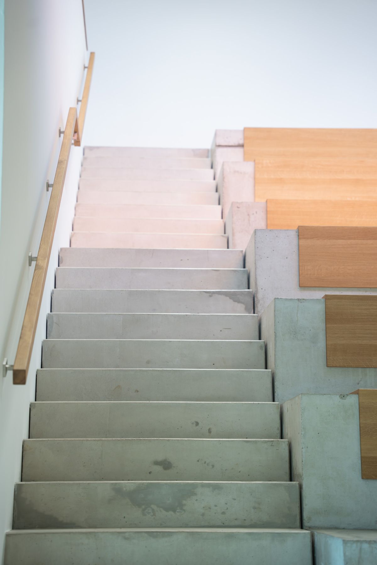 Moderne Architektur in Verbindung mit modernster Ausstattung = New Work