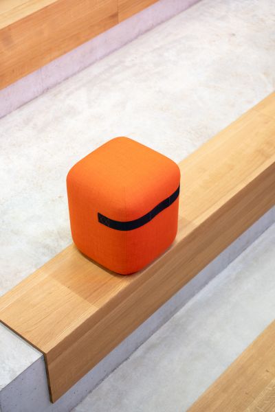 Stilvolle Sitzhocker für individuelle Raumszenarien